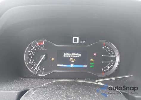 2017 Honda Pilot Touring z USA, uszkodzony, nr VIN 5FNYF6H92HB033487